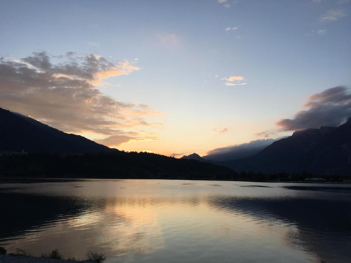 Paradiso Sul Lago كالسرانيكا ال لاغو المظهر الخارجي الصورة
