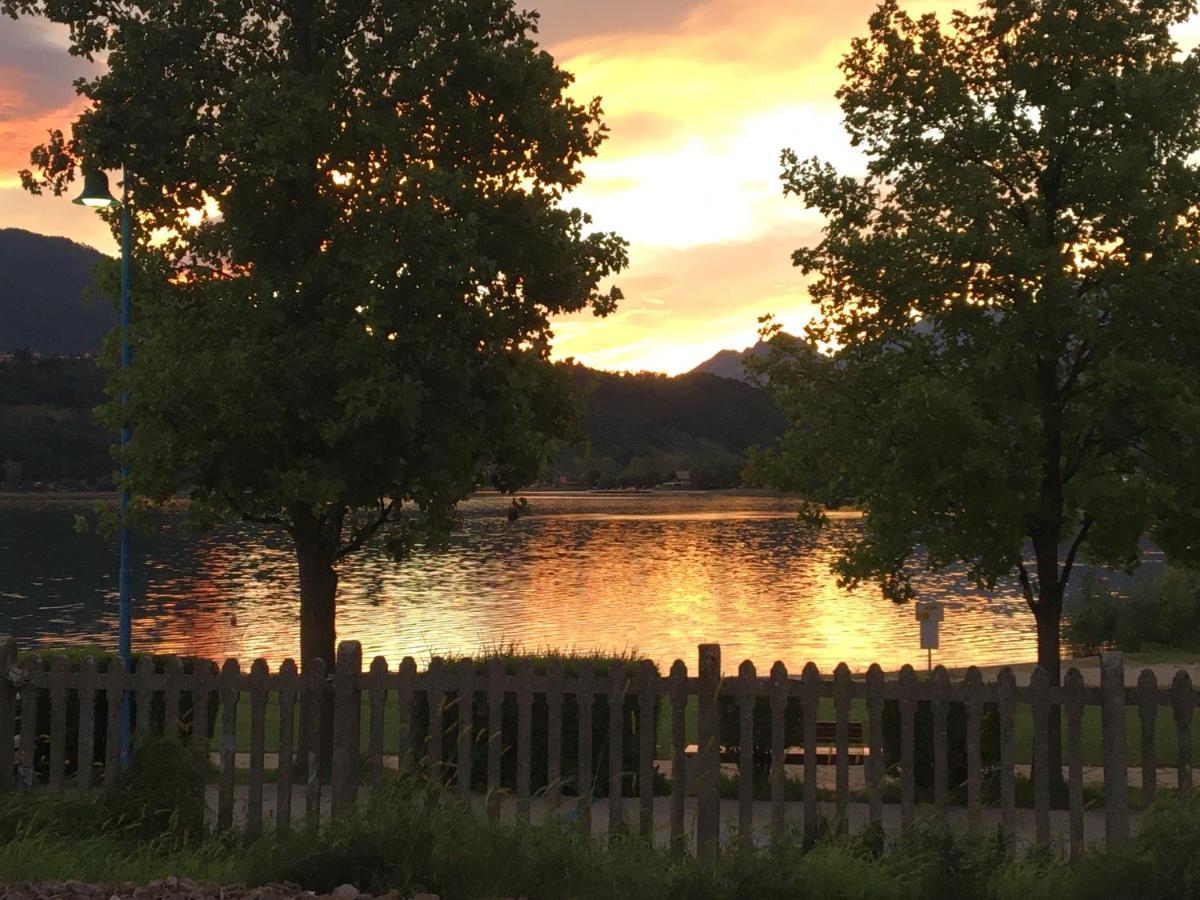Paradiso Sul Lago كالسرانيكا ال لاغو المظهر الخارجي الصورة